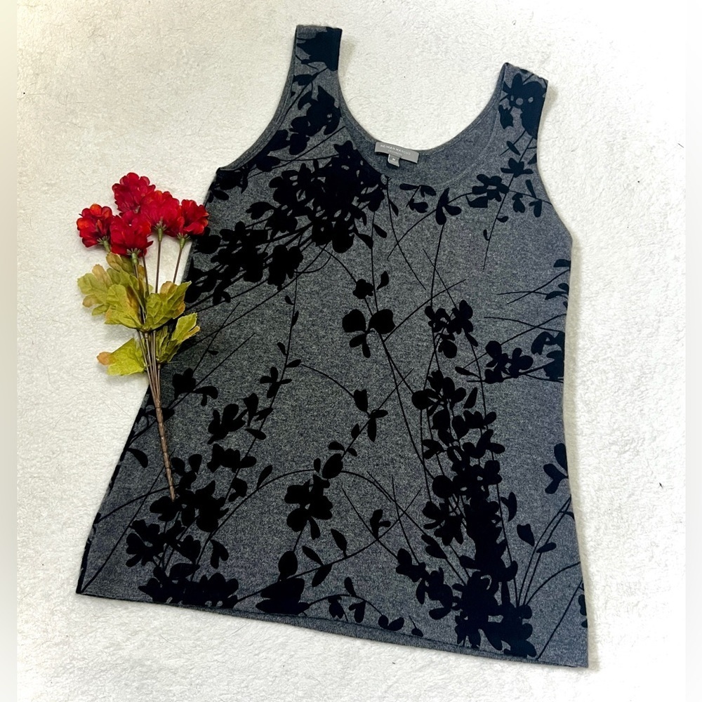 Neiman Marcus Cashmere Grey/Black Floral Tank Top - Medium